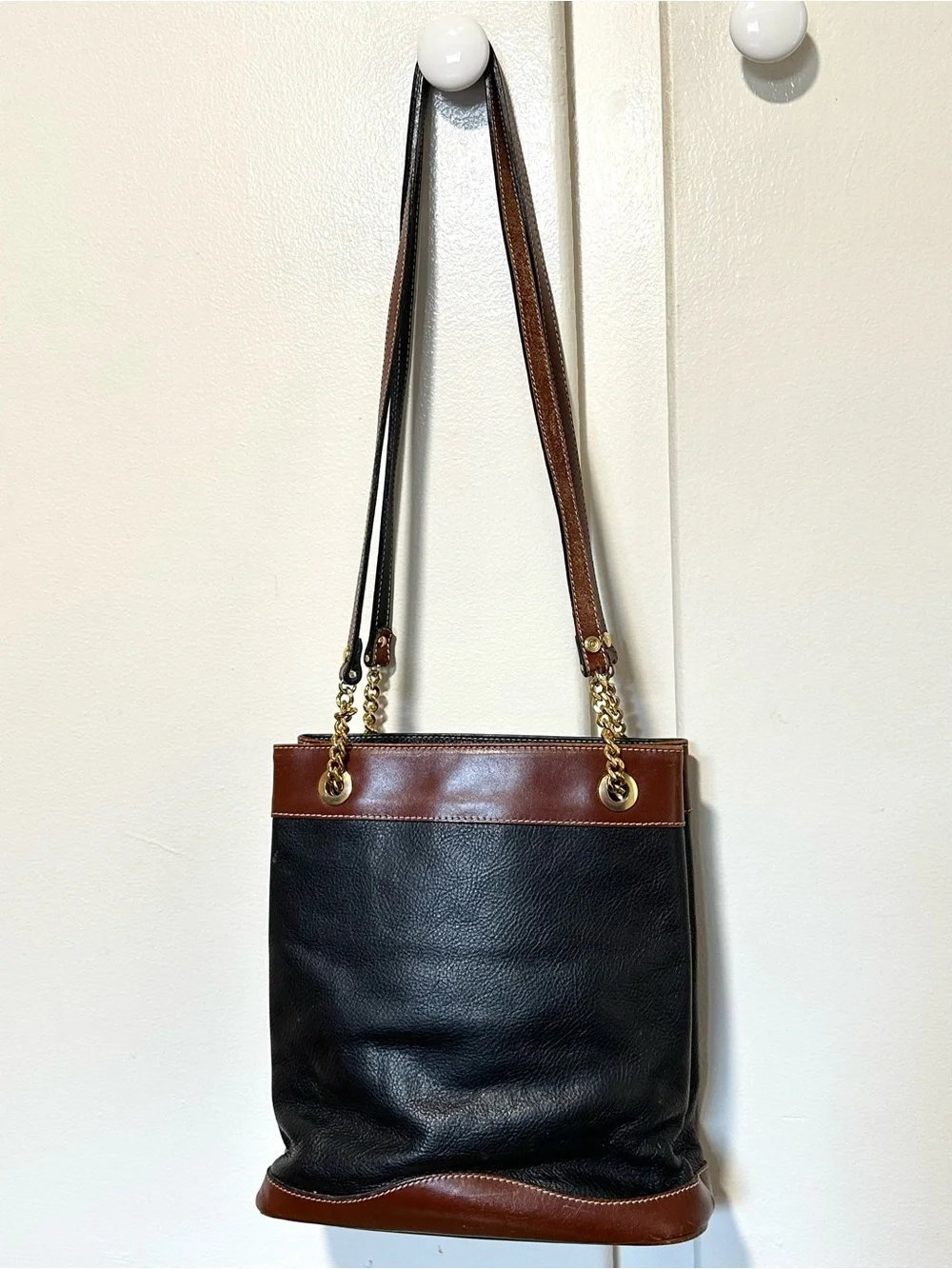 Bally Vintage Black/Brown Leather Shoulder Bag